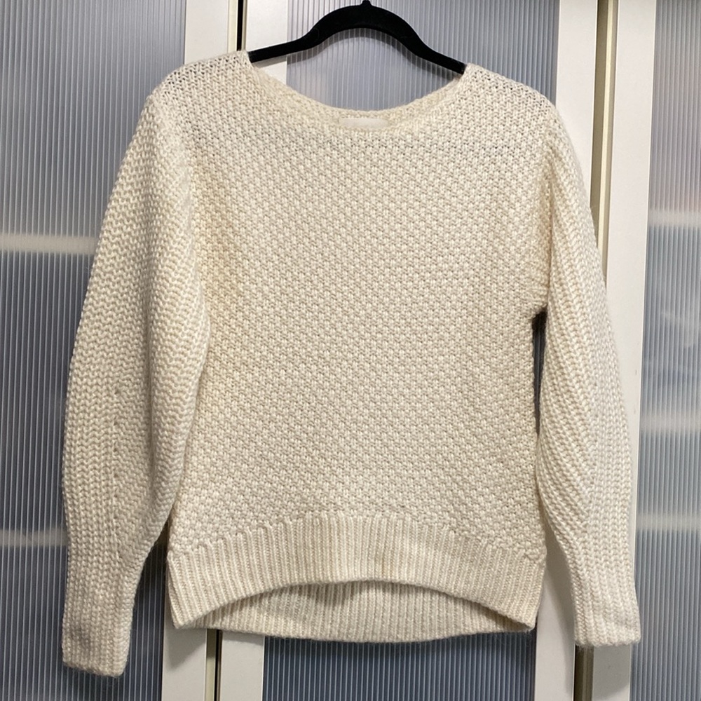 NWOT Aritzia Wool Blend  Crew Neck Knitted Ivory Long Sleeve Sweater Siz… - Picture 4 of 12
